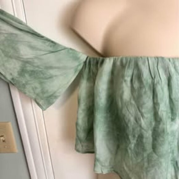 green tie dye crop top vacation or resort wear light weight breezy  2X #0739 - Picture 3 of 8
